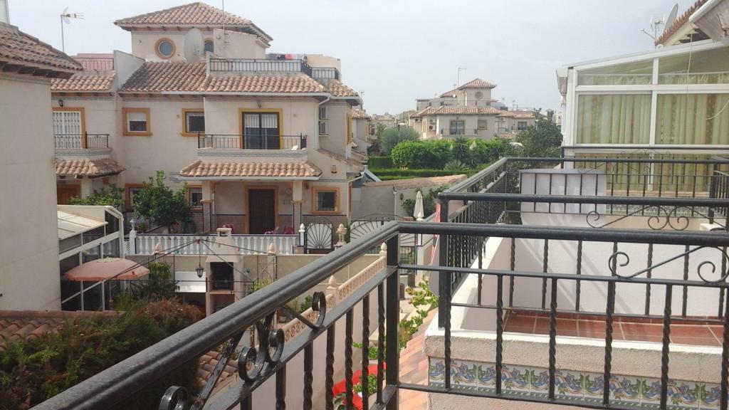 Holiday Home Torre De Pisa Torrevieja Kültér fotó